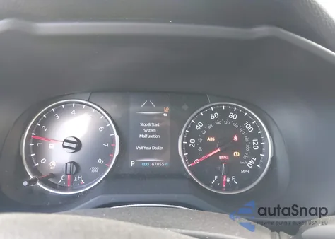 2021 Toyota Rav4 Le z USA, uszkodzony, nr VIN JTMF1RFV0MD079859